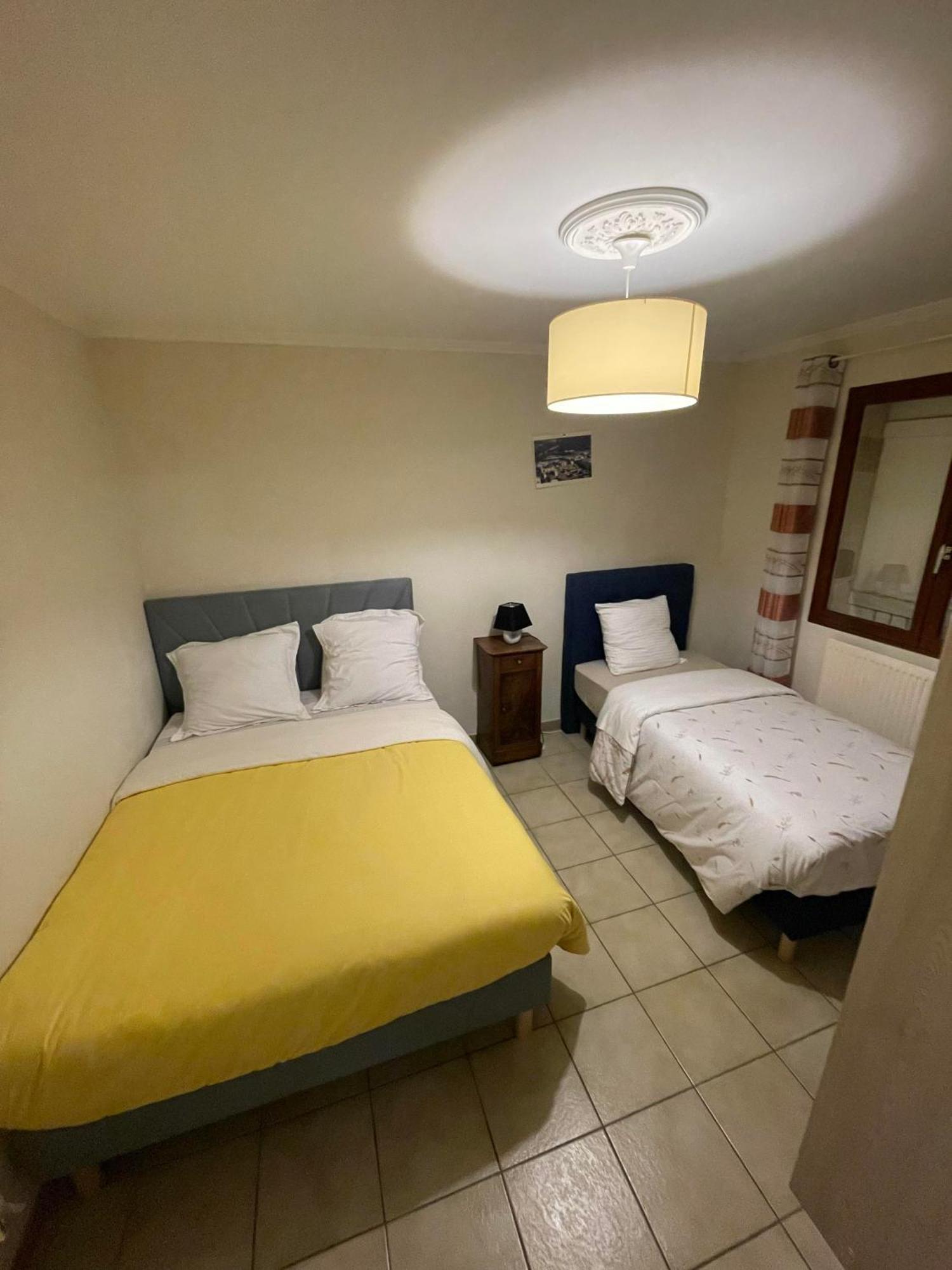 Dynamique Et Splendide Apartment Bourgoin-Jallieu Luaran gambar
