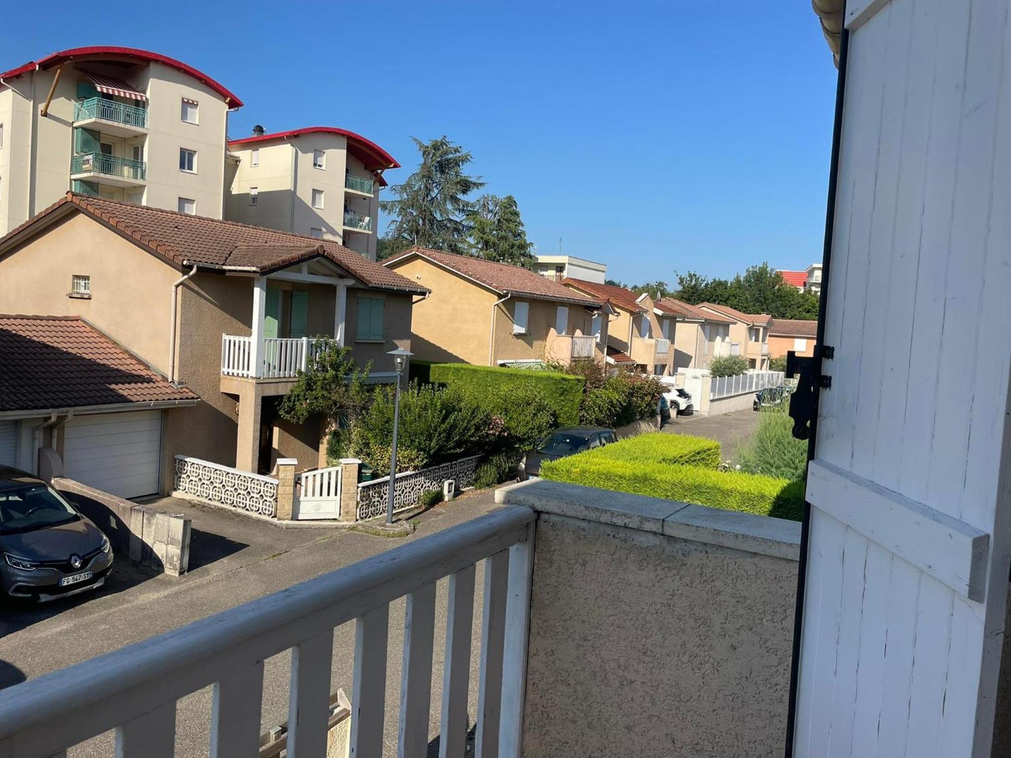 Dynamique Et Splendide Apartment Bourgoin-Jallieu Luaran gambar