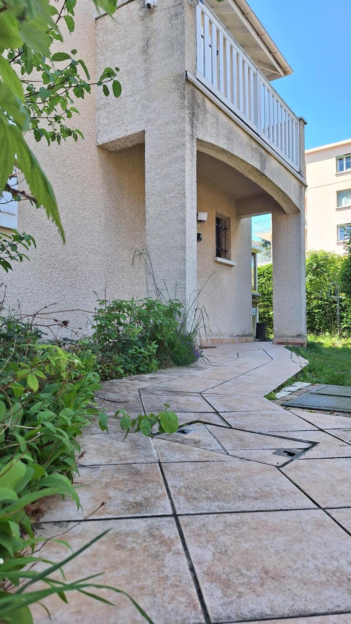 Dynamique Et Splendide Apartment Bourgoin-Jallieu Luaran gambar