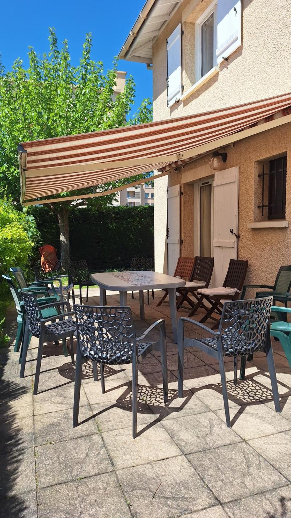 Dynamique Et Splendide Apartment Bourgoin-Jallieu Luaran gambar